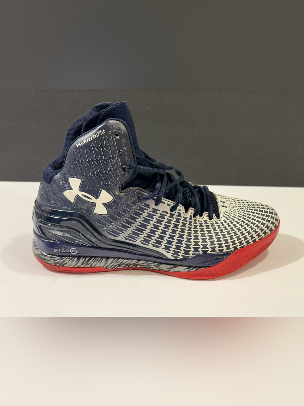 Under Armour ClutchFit Drive Basketball Shoes – Men’s Size 12